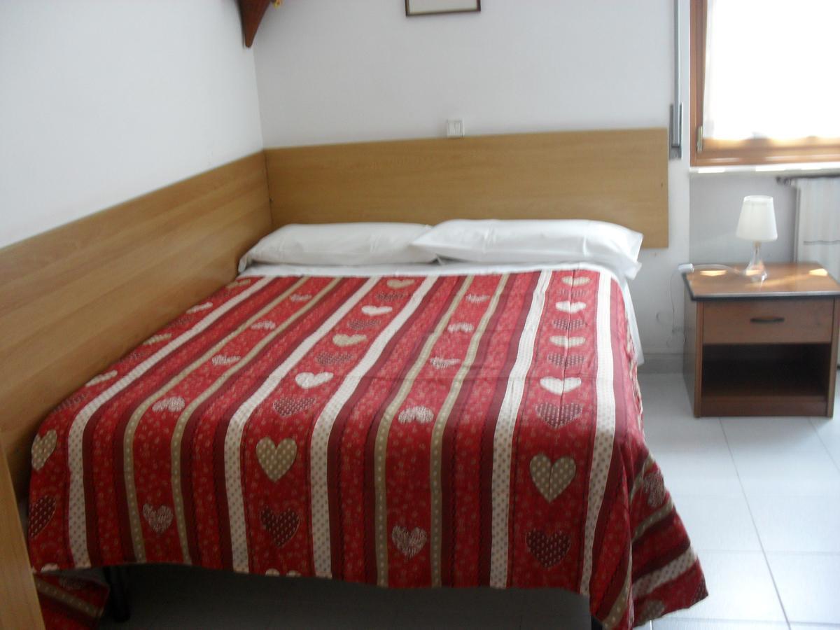 Al Caminetto Hotel Aosta Exterior photo